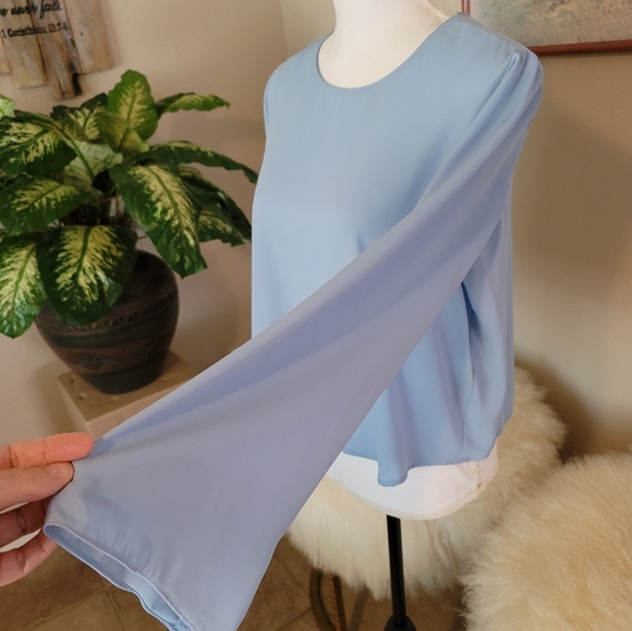 💙Vince Camuto Dress Top💙 - Picture 4 of 10